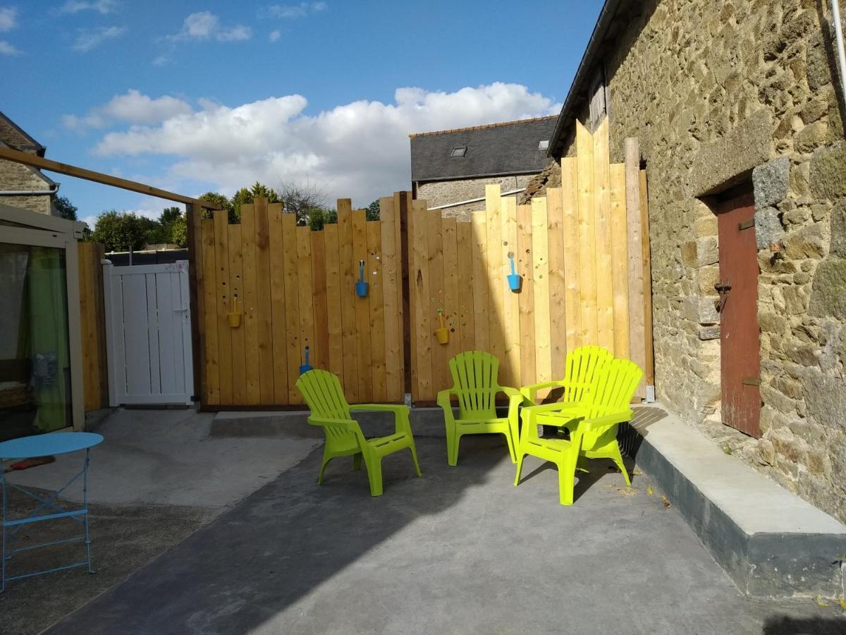 Do Mi Si La Do Re Gite Partage Saint-Carreuc 外观 照片